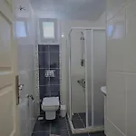 Detached With Private Pool In çalışta